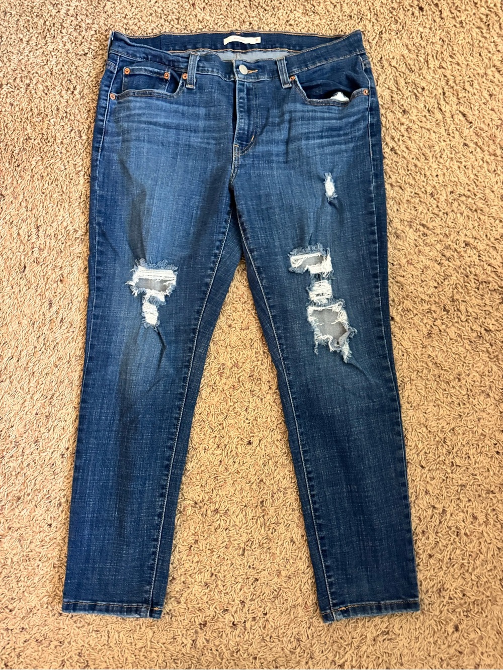 Levi’s Boyfriend style Jeans size 31
